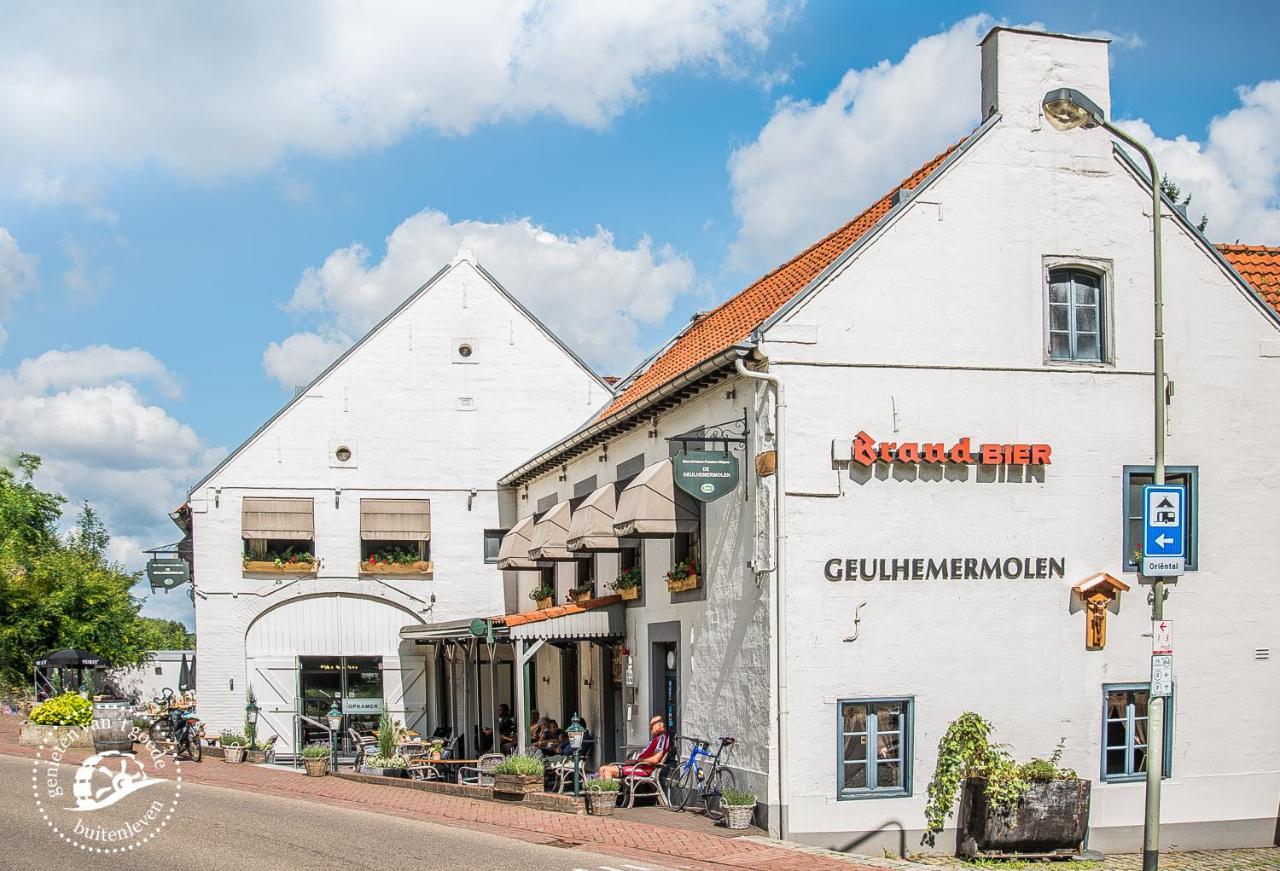 Herberg De Geulhemermolen Hotell Berg en Terblijt Exteriör bild